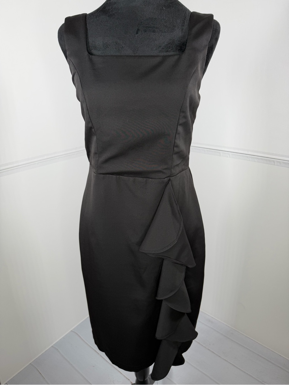 NWT TCEC Black Ruffle Side Sheath Cocktail Dress Size Small